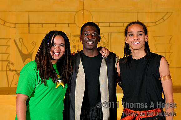 Cast 3 of AIDA  012