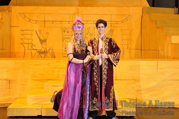 Cast 2 of AIDA  002