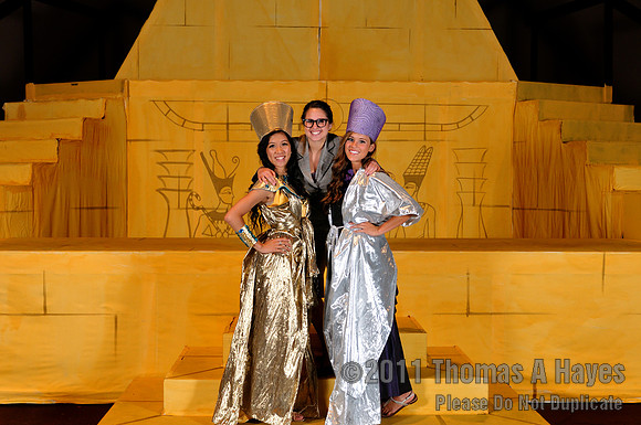 Cast 3 of AIDA  002
