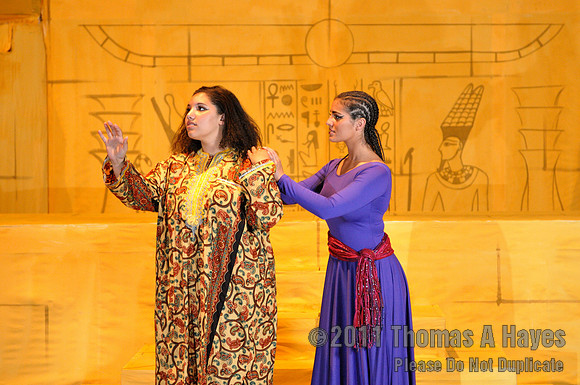 Cast 2 of AIDA  011