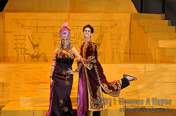Cast 2 of AIDA  003