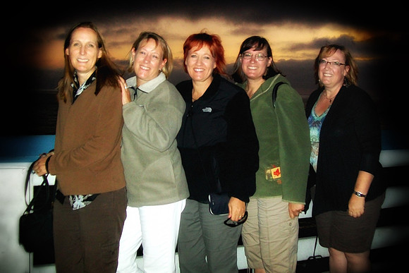 Ladies Neubauer 20110805-200841 Group